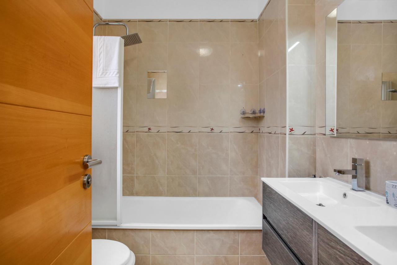 Apartamento Ocean Blue, Next To The Ocean, Fast Wi-Fi Los Abrigos Exterior foto